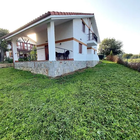 Holiday home Completo De 3 Playa Noja A 3km Arnuero